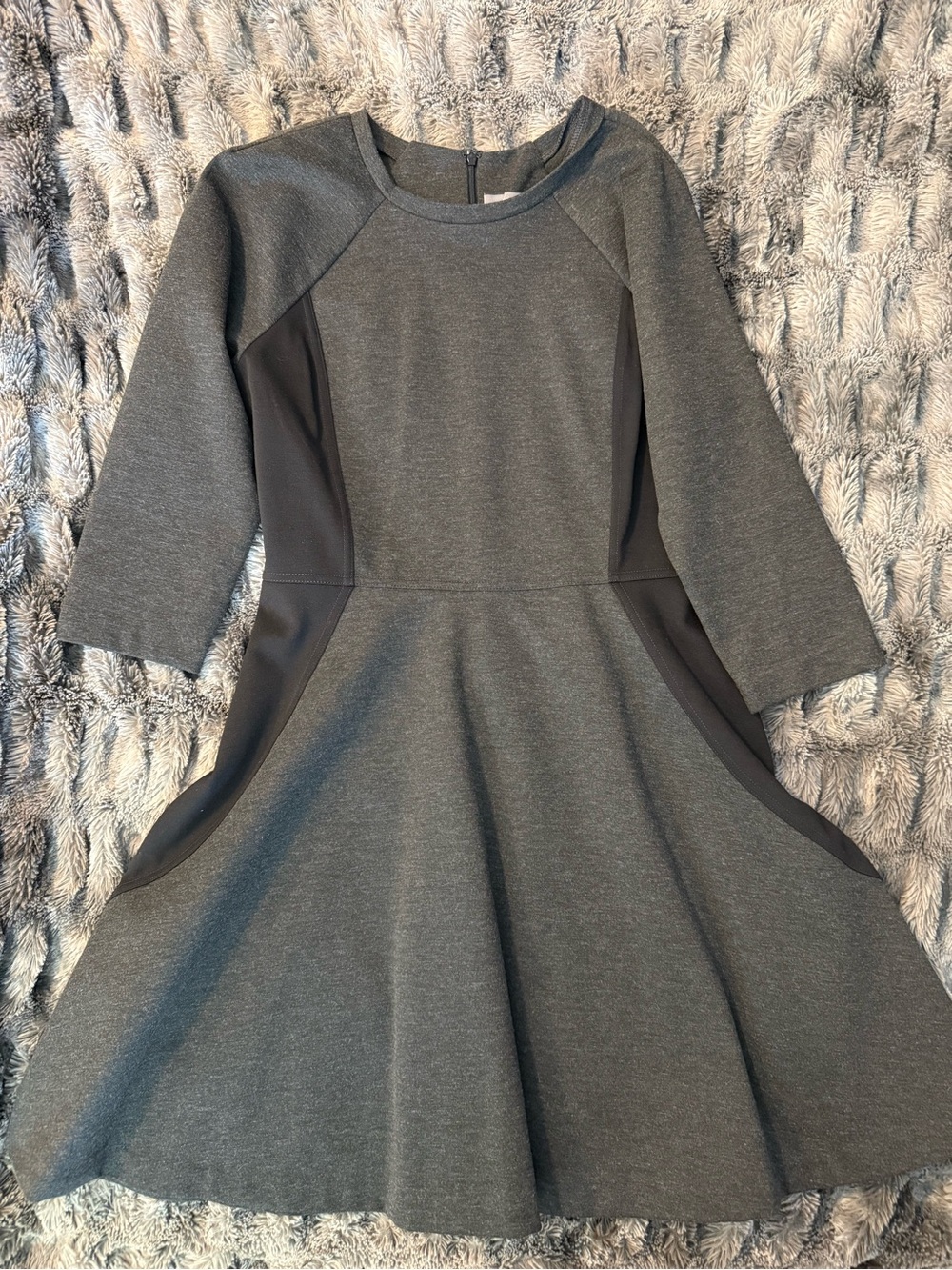 Daisy Fuentes Gray Fit & Flare Dress with Dark Gray Panels